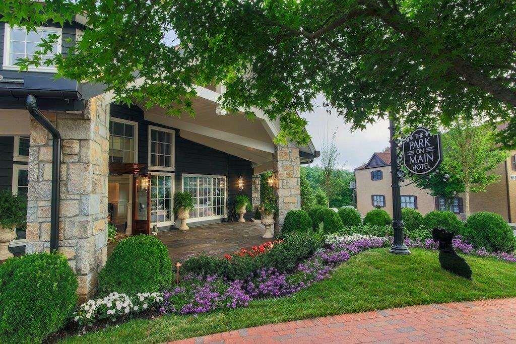 海兰兹 The Park On Main酒店 外观 照片